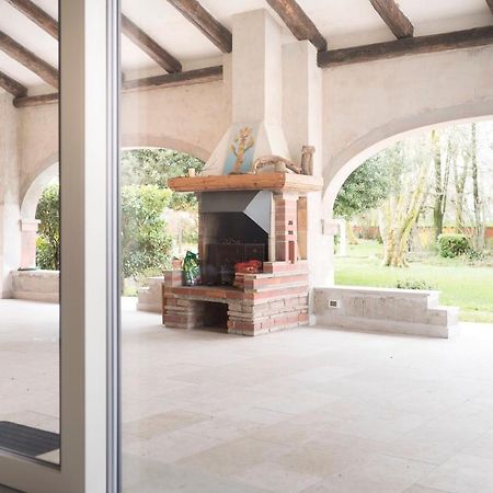 Relais Ca' Meridiana クアルト・ダルティーノ エクステリア 写真