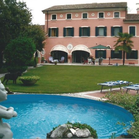 Relais Ca' Meridiana クアルト・ダルティーノ エクステリア 写真