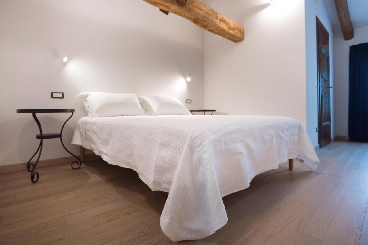 Relais Ca' Meridiana クアルト・ダルティーノ エクステリア 写真